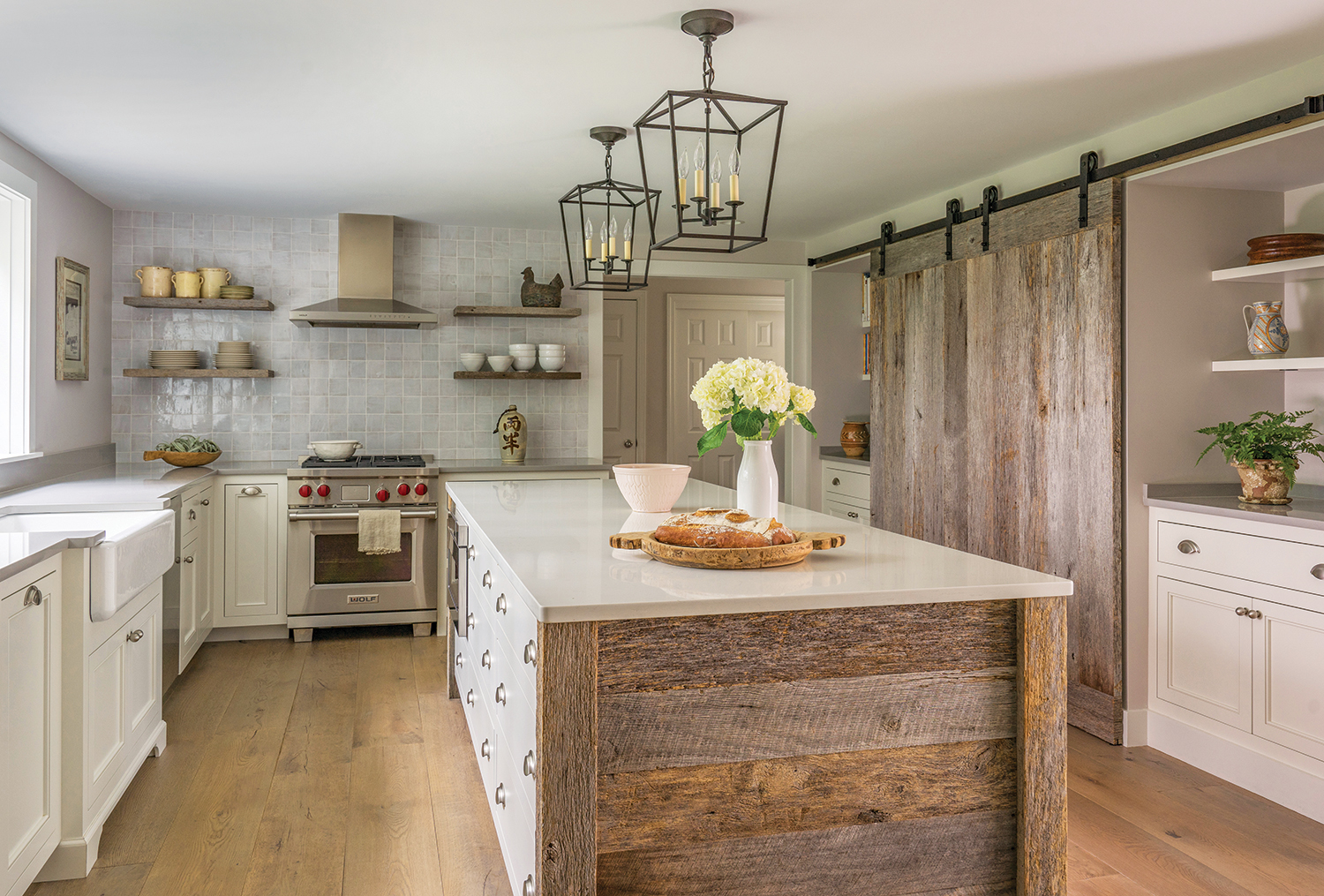 small rustic kitchen design idea