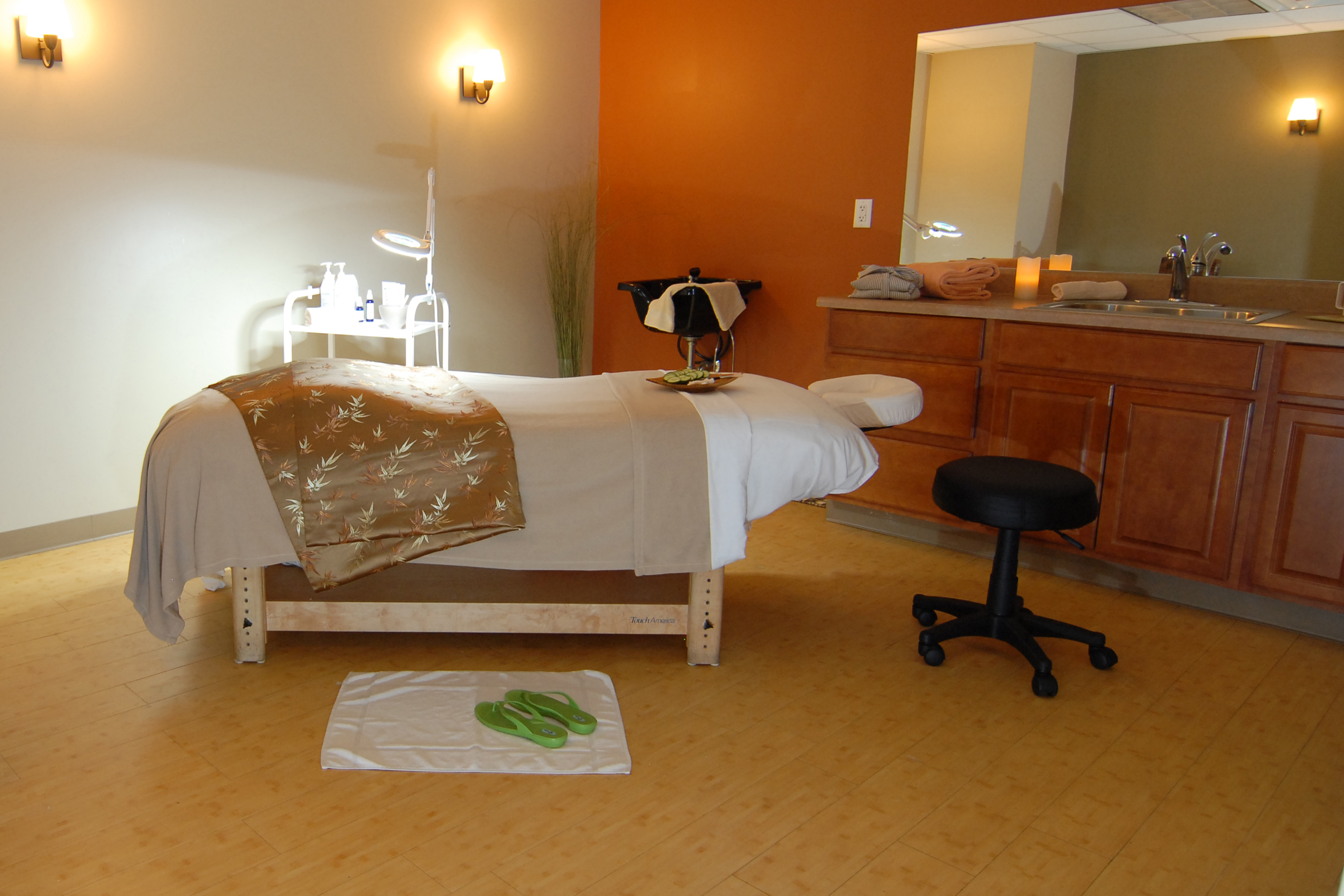 Balance Spa In Tewksbury Offers Aromatic Holiday Specials Northshore Magazine