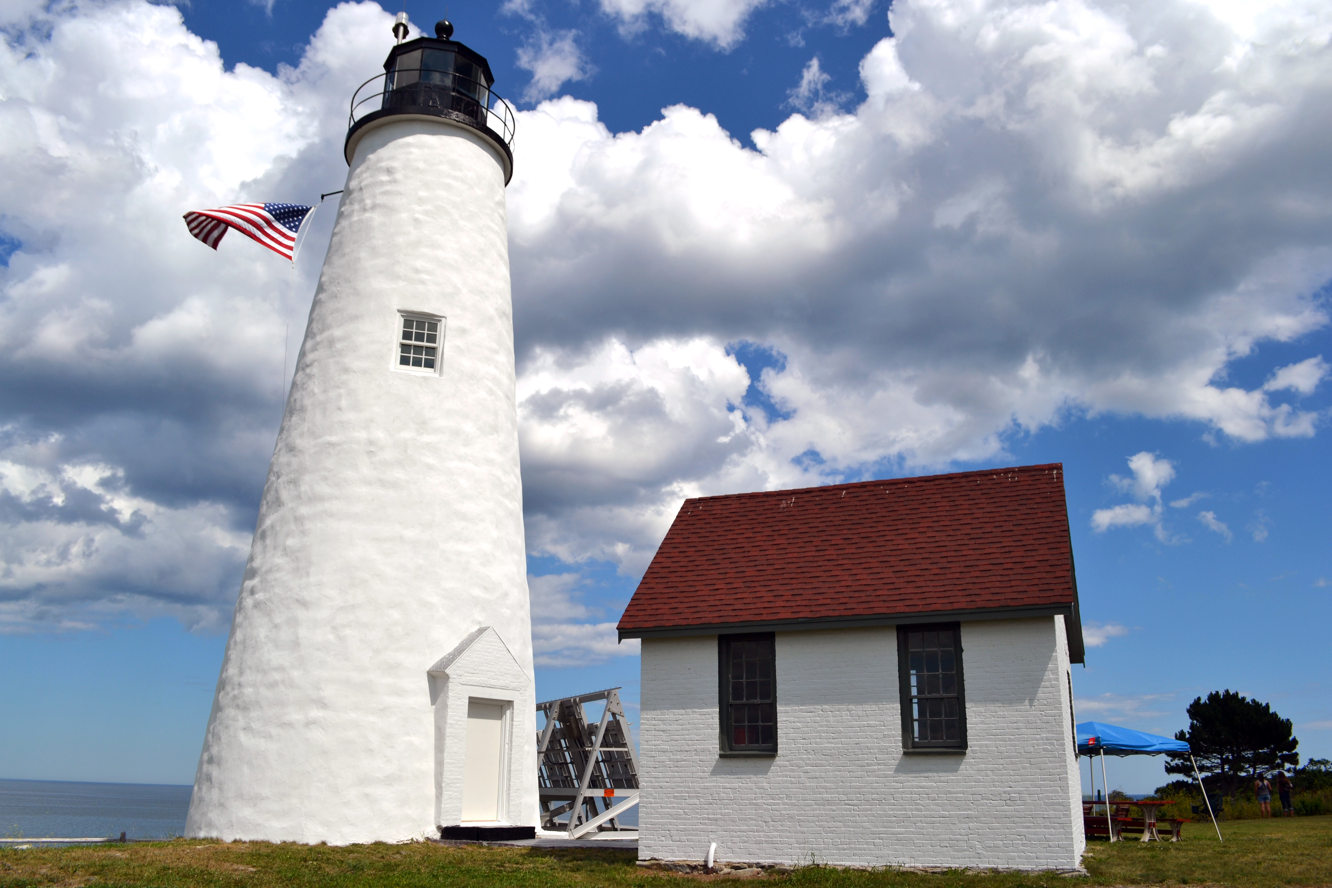Essex Heritage to Offer Guided Boat Tours to Bakers Island Light